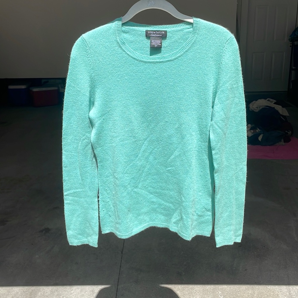 Lord & Taylor cashmere teal sweater